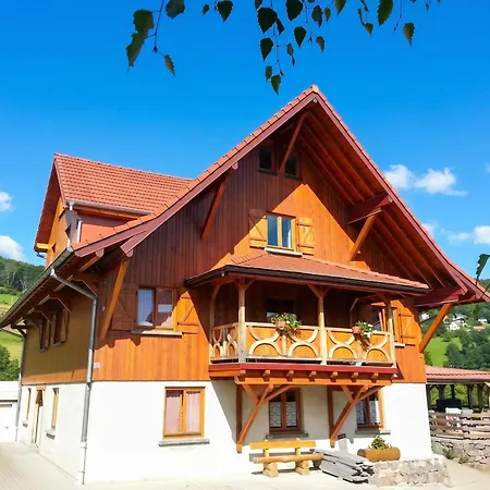 Appartement De 2 Avec Jardin Amenage Et Wifi A A 3 Km Des Pistes *